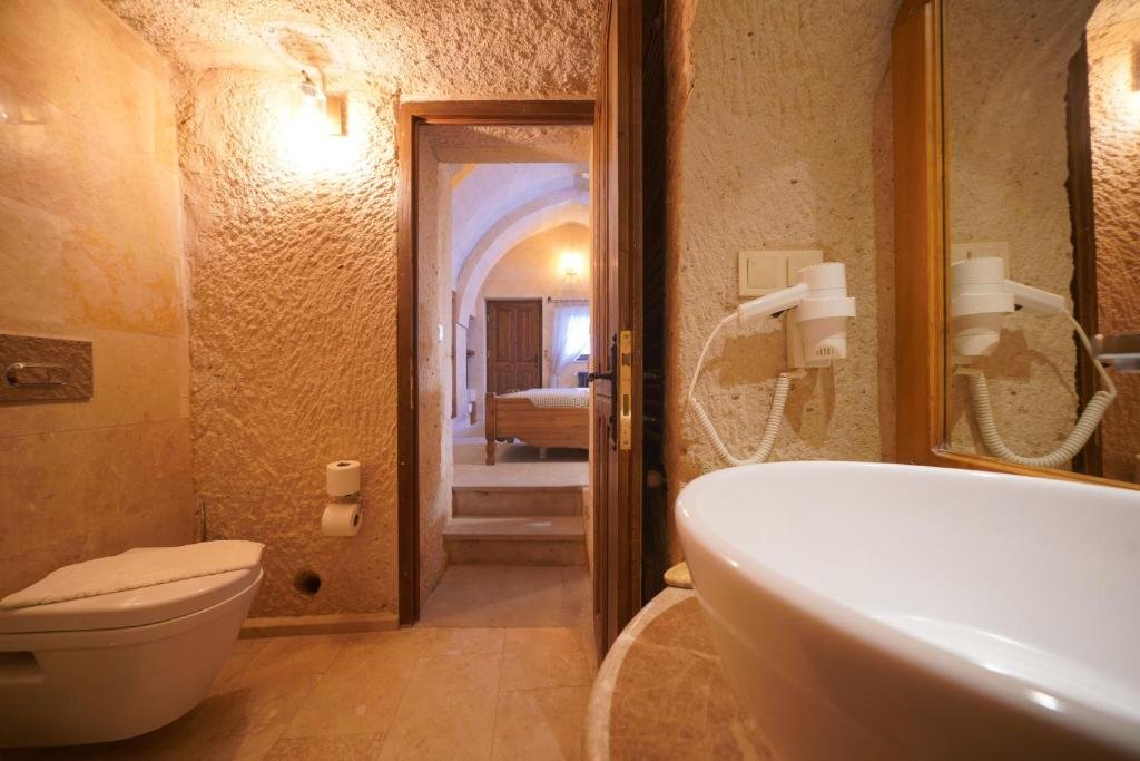 Учисар: Maya Cave Hotel
