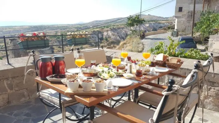 Учисар: Maya Cave Hotel