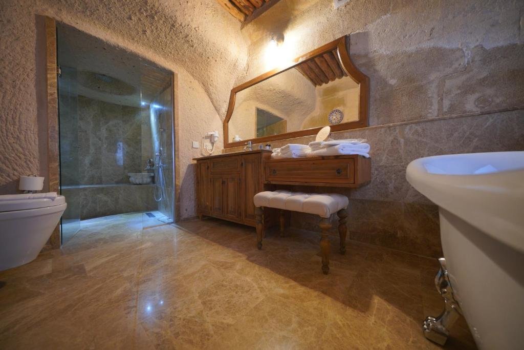 Учисар: Maya Cave Hotel