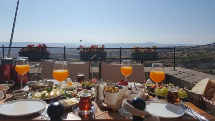 Учисар: Maya Cave Hotel