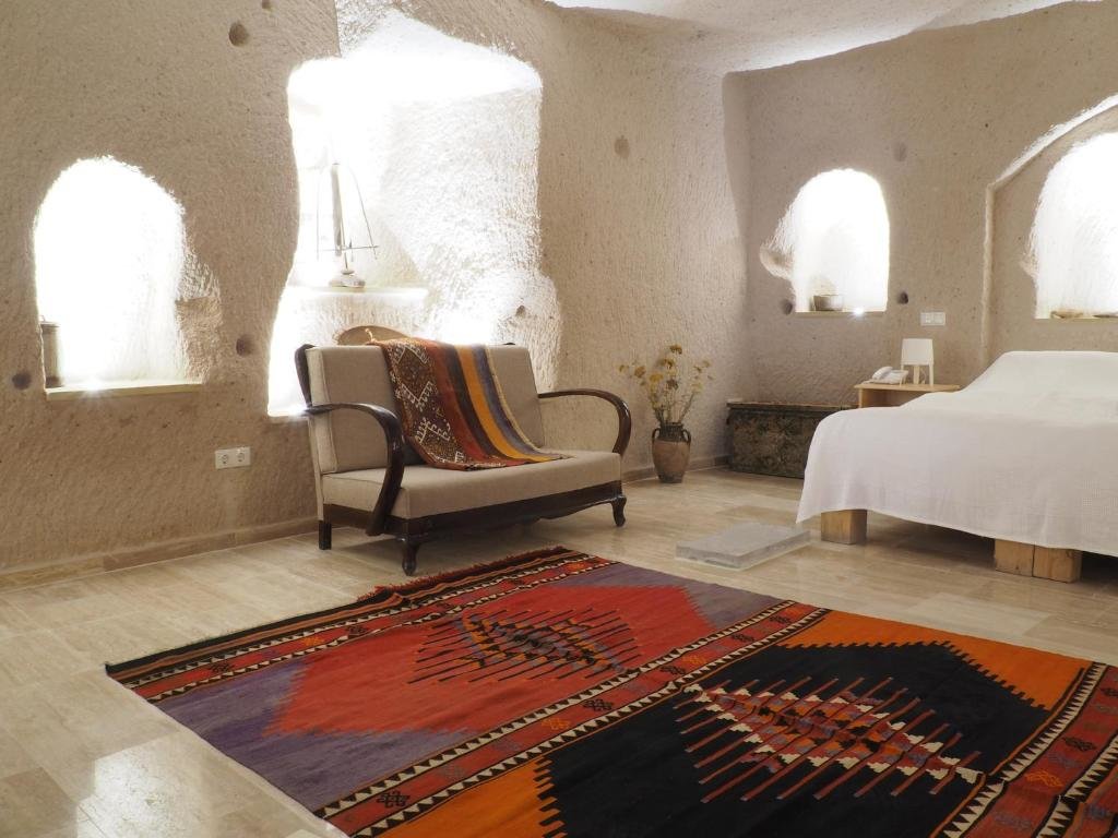 Учисар: Maze Of Cappadocia