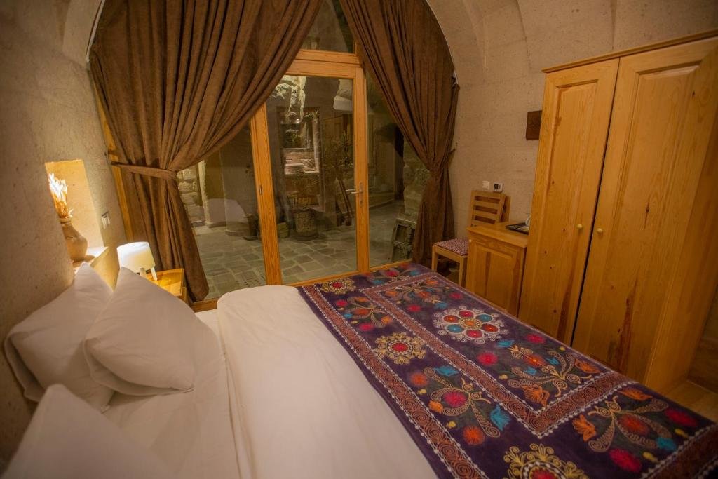 Учисар: Maze Of Cappadocia