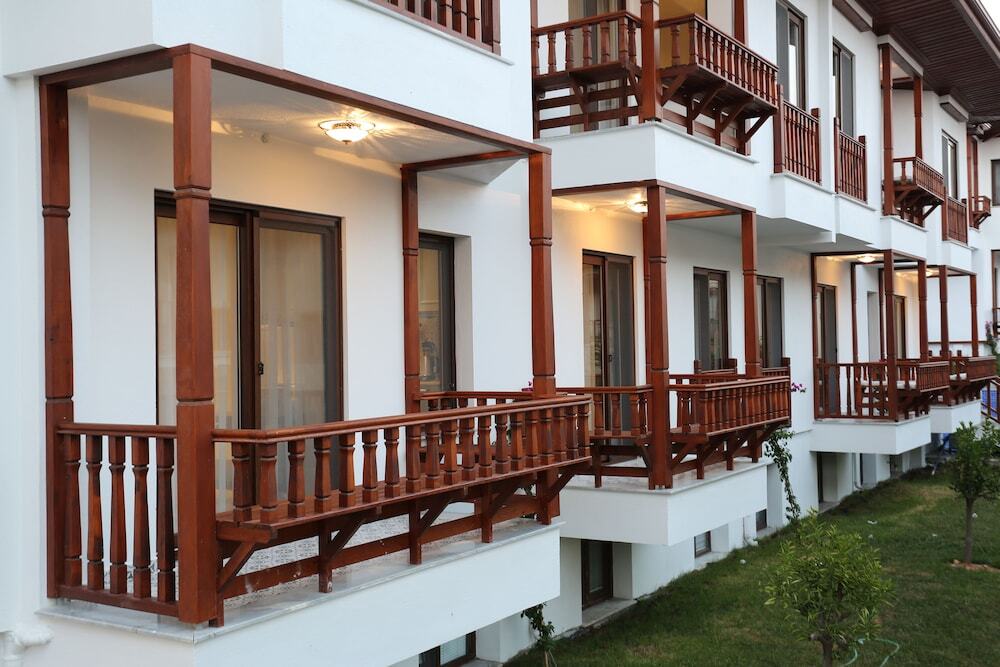 Акьяка: Alp Suites Pinehill