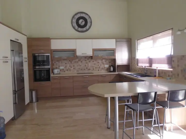Турунч: Homes Etc. Estates