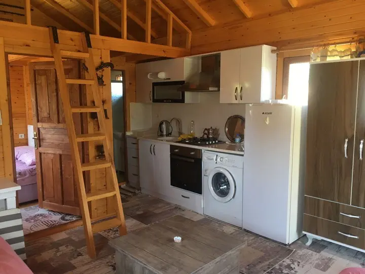 Дальян: YALILI Wooden House