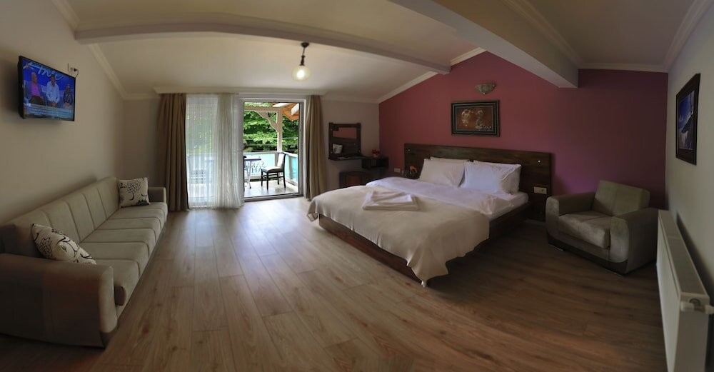 Янык: Saklibahce Hotel