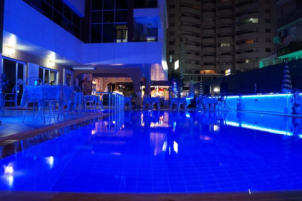 Силифке: Servet 76 Grand Hotel