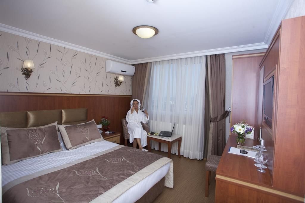 Стамбул: Hermanos Hotel