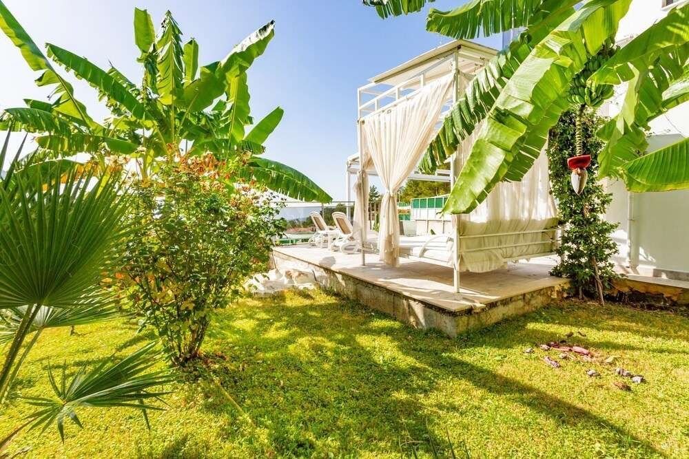 Исламлар: Infinity Paradise