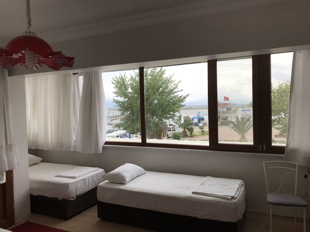 Дикили: Altin Otel