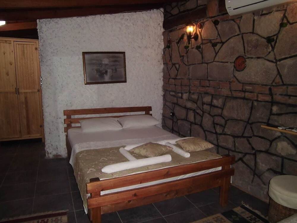 Бехрамкале: Assos Tasli Kosk