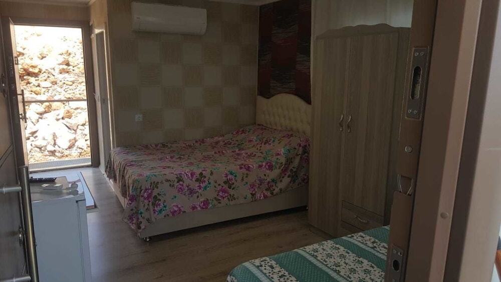 Силифке: Bobus Restaurant & Bungalow