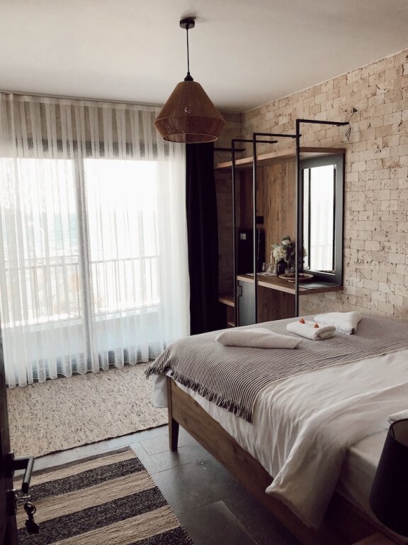 Урла: Fermaki Rooms - Adults Only