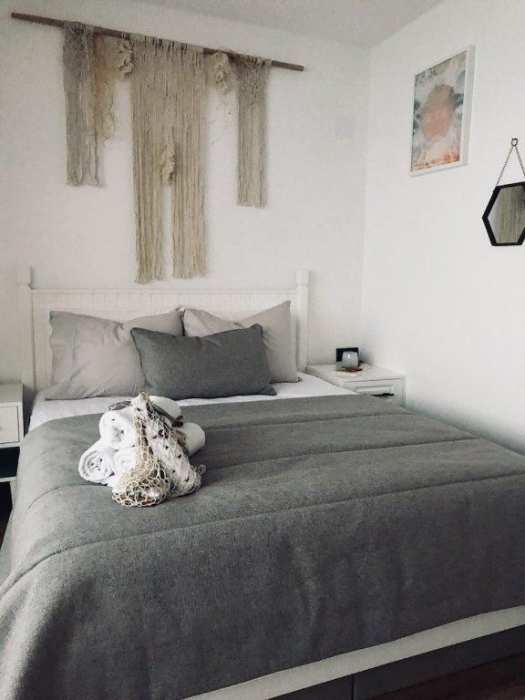 Урла: Fermaki Rooms - Adults Only