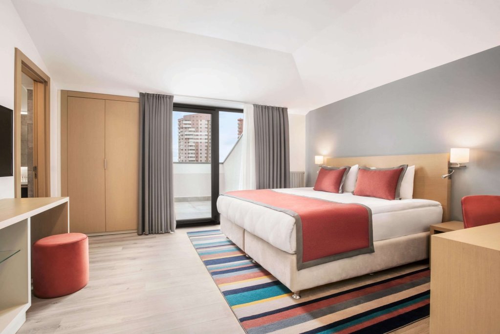 Анкара: TRYP by Wyndham Ankara Oran