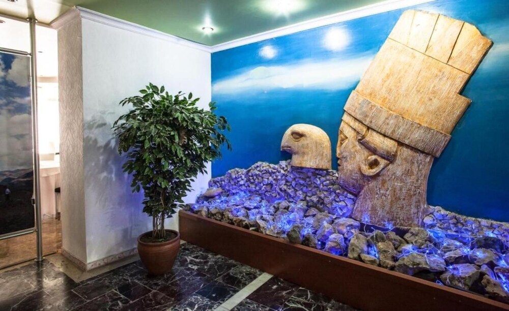 Кяхта: Hotel Nemrut 2000