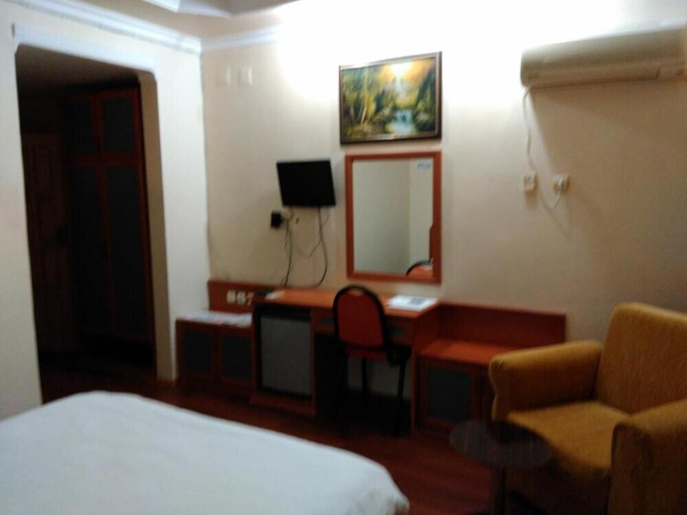 Кяхта: Hotel Nemrut 2000