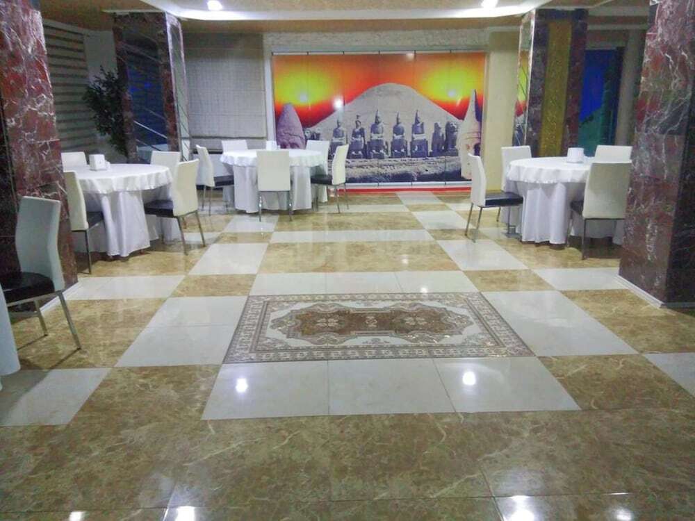 Кяхта: Hotel Nemrut 2000
