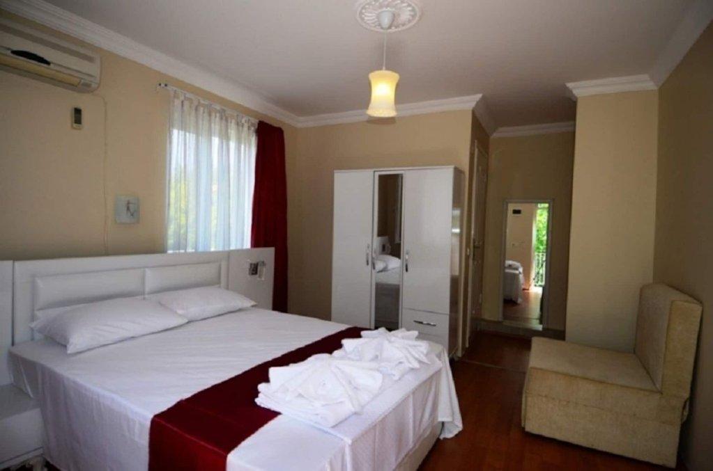 Селимийе: Mico Otel Restaurant