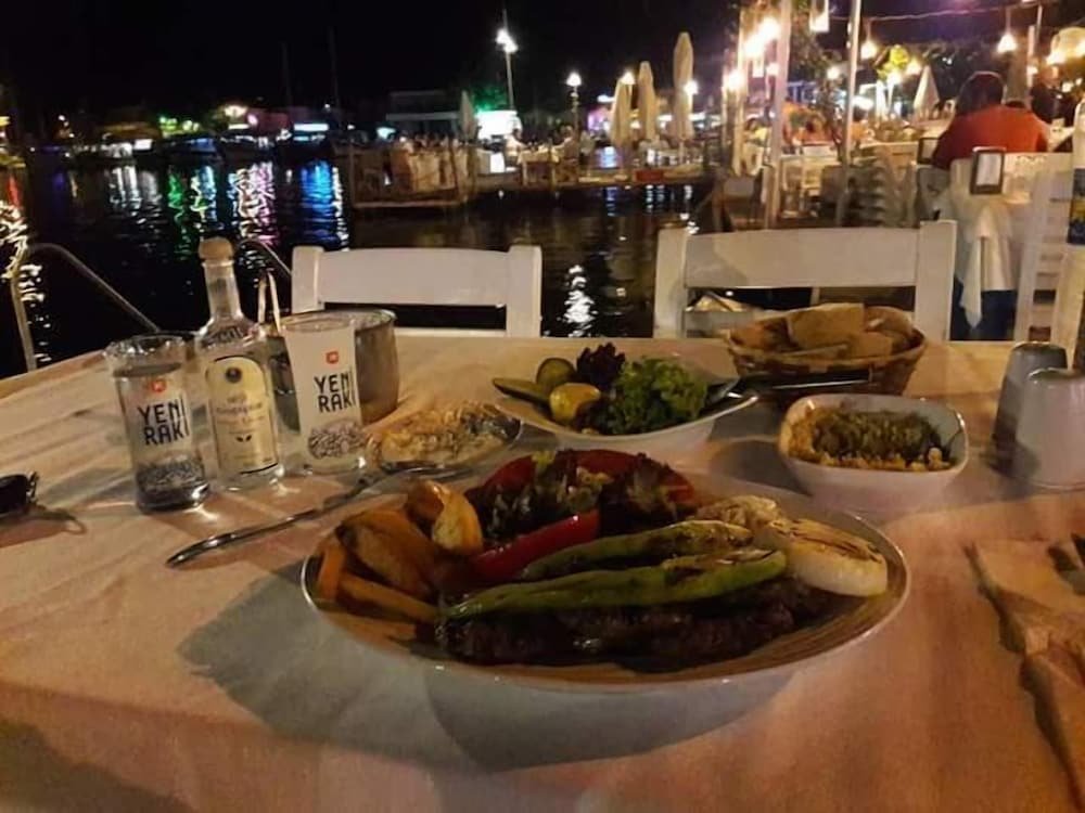 Селимийе: Mico Otel Restaurant