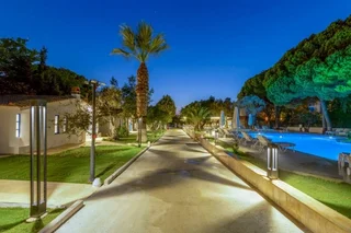 Кушадасы: Risus Garden Marina Hotel