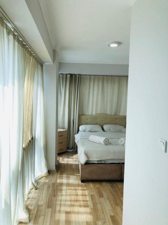 Измир: Hotel 1460 Alsancak