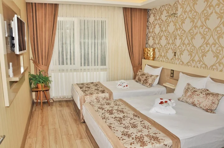 Корлу: Evim Hotel