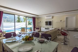 Исламлар: Villa Nefer