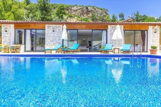 Исламлар: Villa Nefer