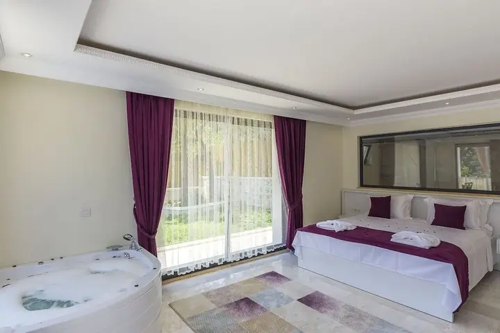 Исламлар: Villa Nefer