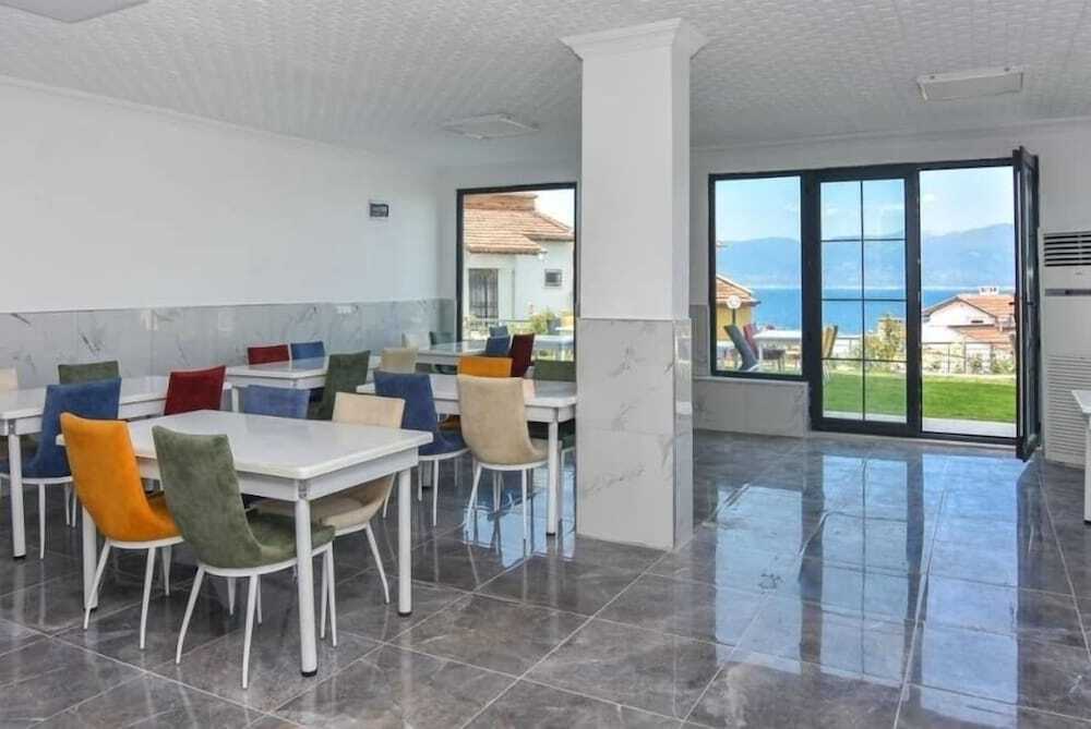 Бурхание: Erpey Ferah Apart Otel