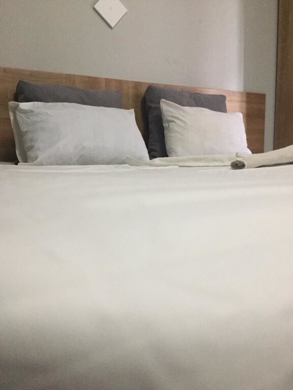 Усак: Esila Otel