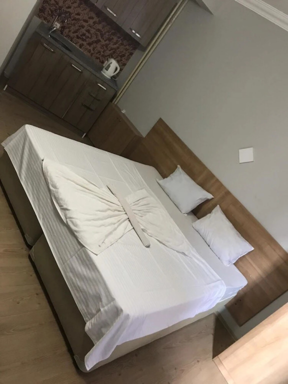 Усак: Esila Otel