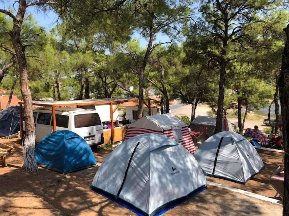 Айвалык: Camlik Kamping