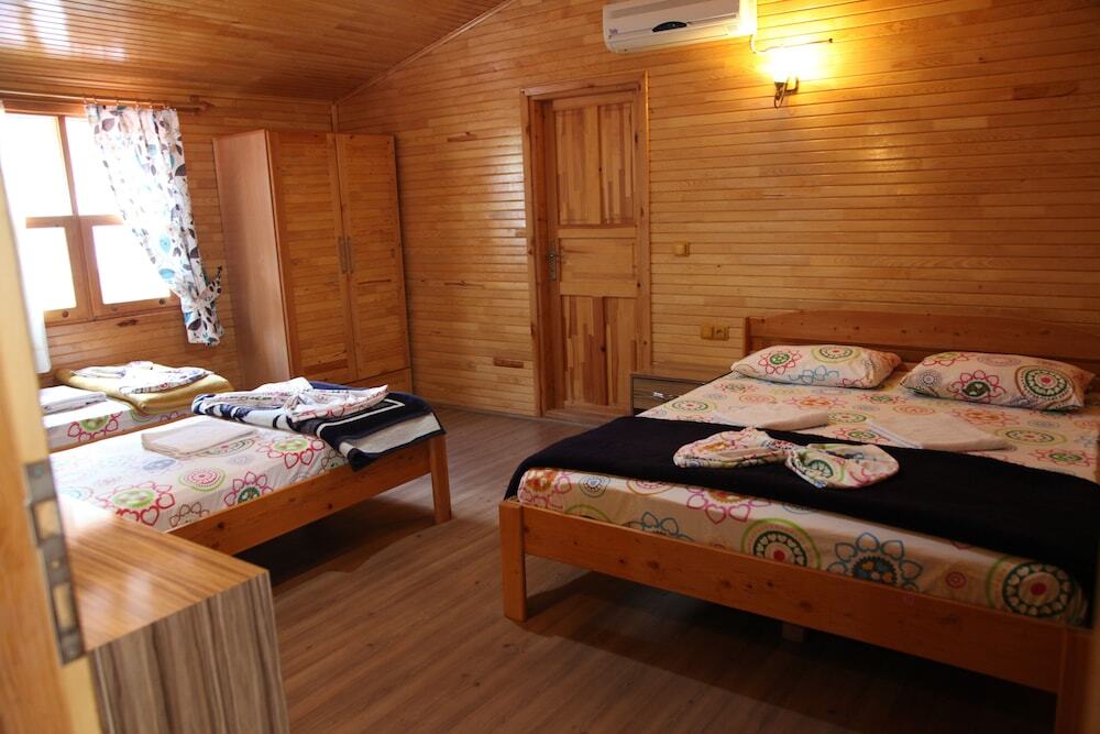 Кумлуджа: Olympos Varuna Pension
