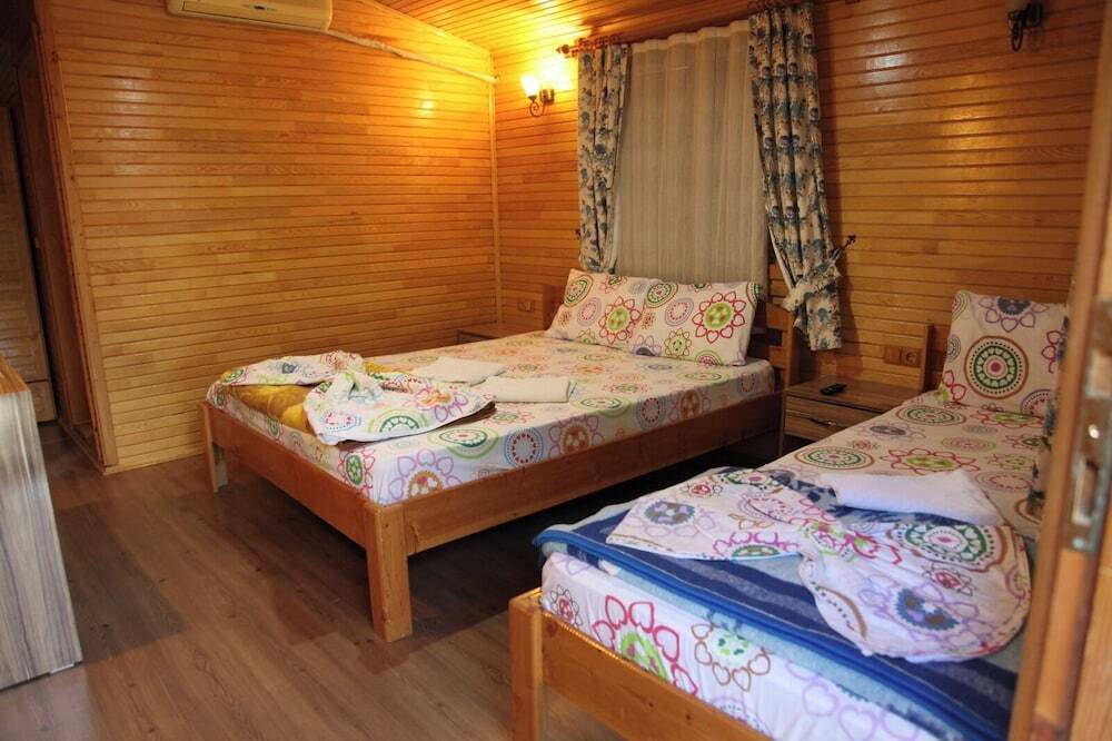 Кумлуджа: Olympos Varuna Pension