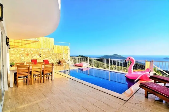 Исламлар: Villa Beyaz