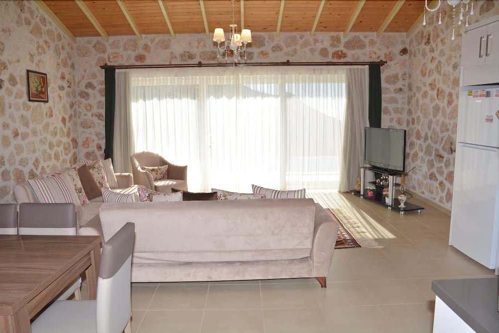Исламлар: Villa Tugra