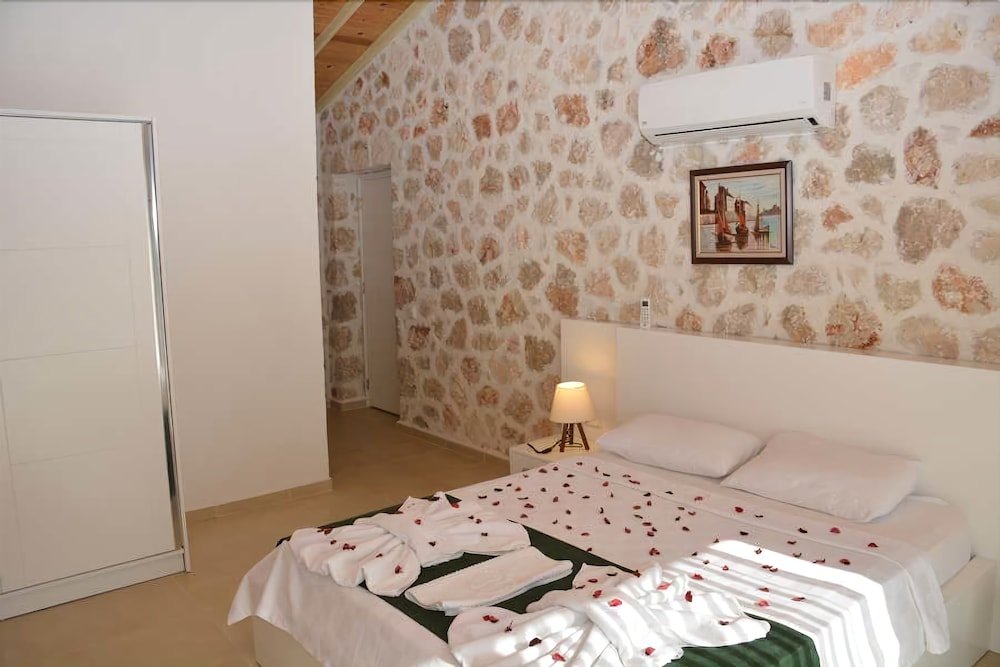 Исламлар: Villa Tugra