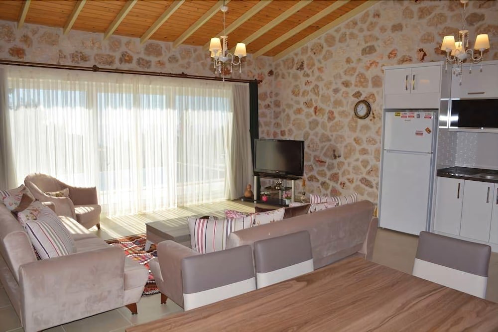 Исламлар: Villa Tugra