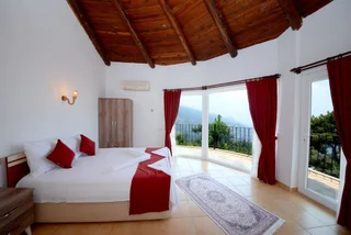 Исламлар: Villa Muge