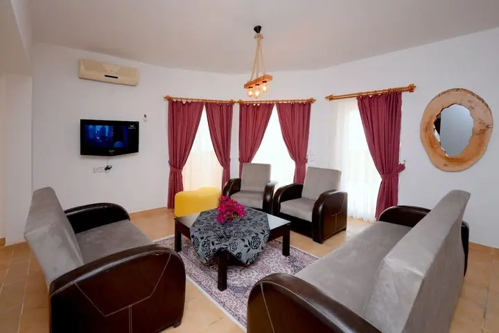 Исламлар: Villa Muge