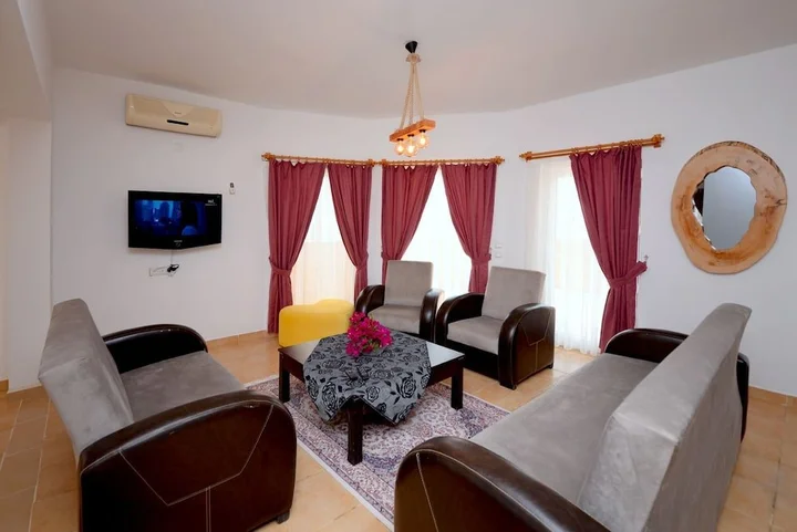 Исламлар: Villa Muge