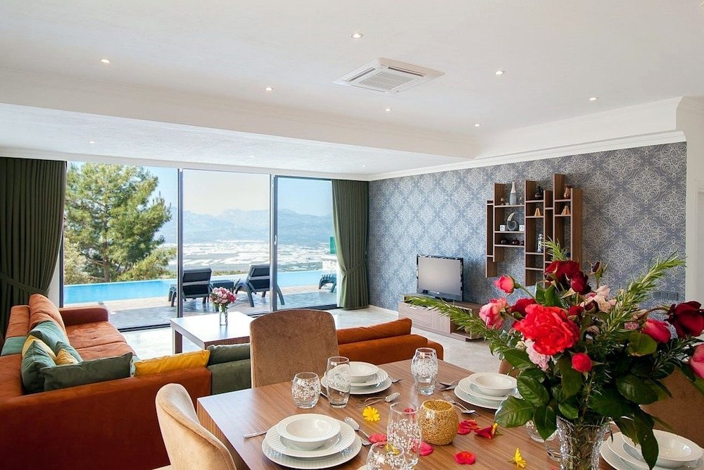 Исламлар: Villa Camli
