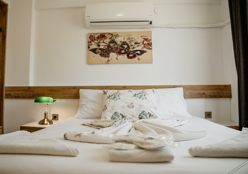 Зейтинликой: Azra Apart & Otel