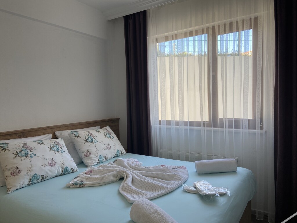 Зейтинликой: Azra Apart & Otel