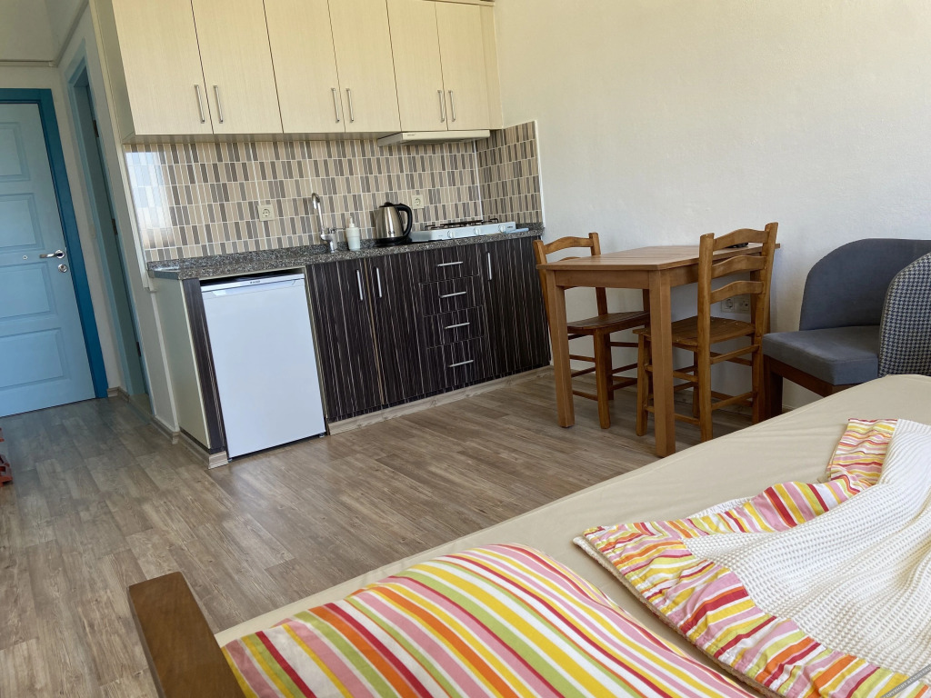 Зейтинликой: Azra Apart & Otel