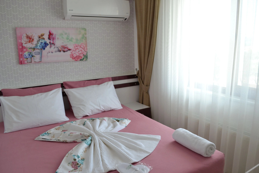 Зейтинликой: Azra Apart & Otel