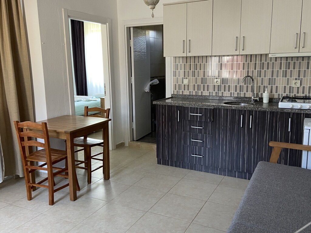 Зейтинликой: Azra Apart & Otel