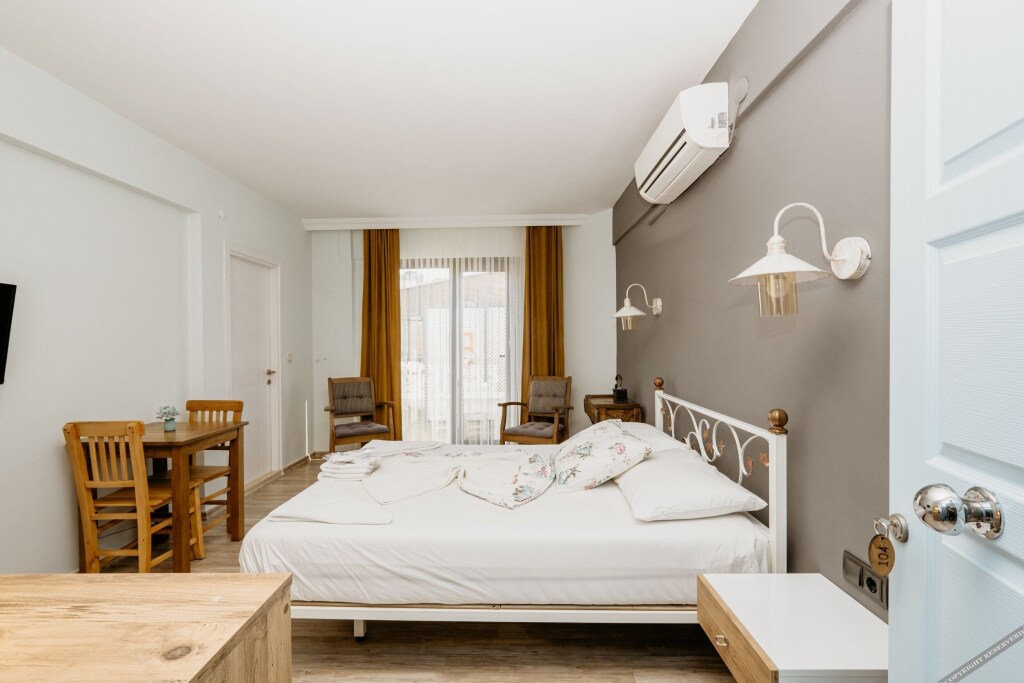 Зейтинликой: Azra Apart & Otel